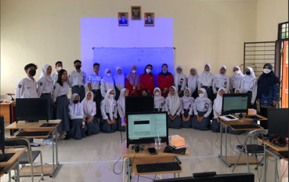 Abdimas Pelatihan Olah Data dengan Pemograman Python Bagi Siswa SMKN 3 Bandung