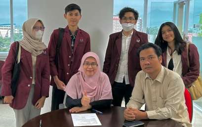 Penandatanganan Penyelesaian Program IuM (Informatika untuk Masyarakat): Pembuatan Aplikasi Latihan Computational Thinking Tahun 2023